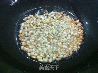 松仁玉米的做法步骤：3