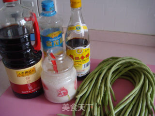 糖醋烤豇豆的做法步骤：1