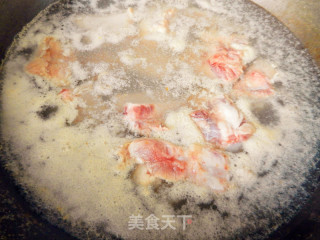 糖醋排骨的做法步骤：3