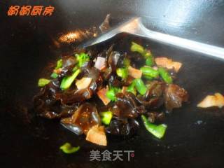 意面中式吃---鲜香火腿木耳炒通心面!~的做法步骤：7