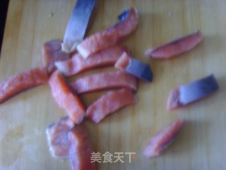 葱烧马哈鱼条的做法步骤：2