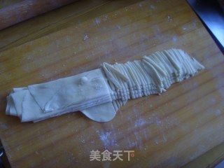 手擀面的做法步骤：11