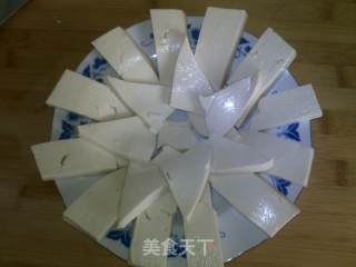 蒜蓉粉丝蒸豆腐的做法步骤：1
