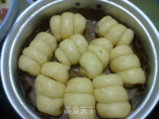 腊肠玉米卷的做法步骤：9