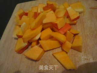 蜜枣南瓜米粥的做法步骤：1