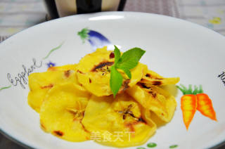 幸福美食：轻轻松松两步做道微波苹果干的做法步骤：6