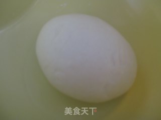香酥掉渣葱油饼的做法步骤：1
