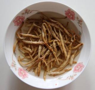 鸡丝金针菇的做法步骤：1