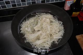 鸡丝金针菇的做法步骤：2