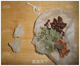 简易的电压力锅版酱牛肉的做法步骤：2