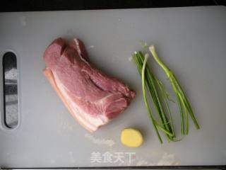 白切肉的做法步骤：1