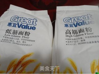 金钱卷面包的做法步骤：1