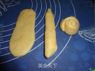 金钱卷面包的做法步骤：7