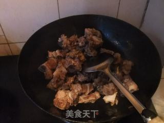 东北一家人（芸豆炖排骨）的做法步骤：4
