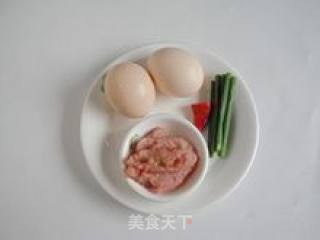 新手简易美食—肉末水蒸蛋的做法步骤：1
