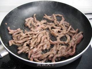 蒜薹煸牛肉丝的做法步骤：4