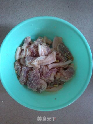 粉蒸肉的做法步骤：3