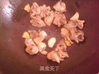 土豆焖鸡块的做法步骤：4