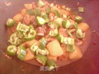 土豆焖鸡块的做法步骤：7