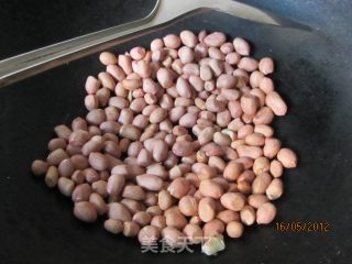自制花生酱的做法步骤：3