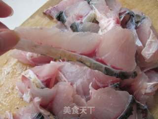 香辣鱼片的做法步骤：2
