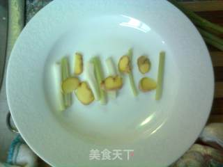 清蒸鲈鱼的做法步骤：6