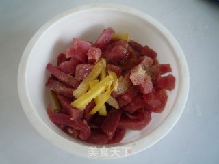 糖醋里脊的做法步骤：3