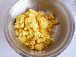 玉米面韭菜糊饼的做法步骤：2