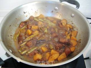 红烧肉炖豆角的做法步骤：8
