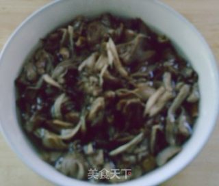 豆渣杏蘑菇萝卜大素包的做法步骤：6