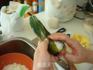 香糯腊肠海米粽的做法步骤：10