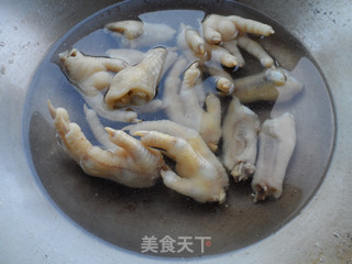 酱鸡爪子的做法步骤：2