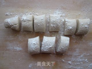 烫面包子的做法步骤：4