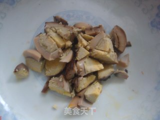茶叶蛋炒饭——茶叶蛋的别样吃法的做法步骤：3