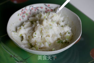 葱油饼的做法步骤：3