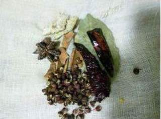 酱板鸭的做法步骤：4