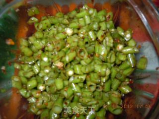 凉拌空心菜根的做法步骤：2