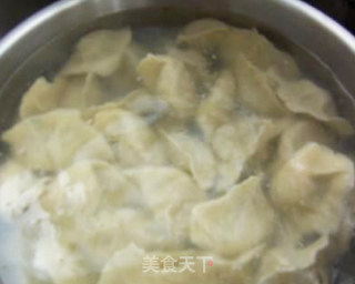 韭菜虾仁馅水饺的做法步骤：12