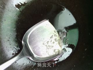家常小炒——韭花炒肉的做法步骤：3