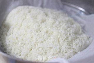 自己制作健康的甜品——自制甜酒酿的做法步骤：1