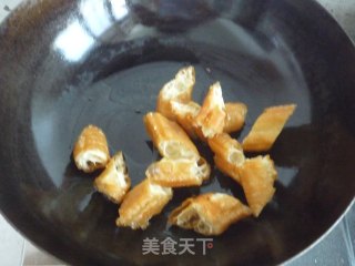 老油条炒丝瓜的做法步骤：4