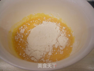 电饭锅香菇鸡蛋饼的做法步骤：3