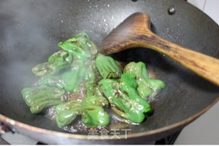 虎皮青椒的做法步骤：5