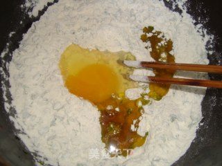 菠菜酥的做法步骤：3