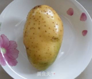 炝土豆丝的做法步骤：1