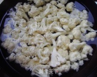 花菜烧五花肉的做法步骤：3