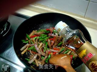 杭椒炒牛肉的做法步骤：9