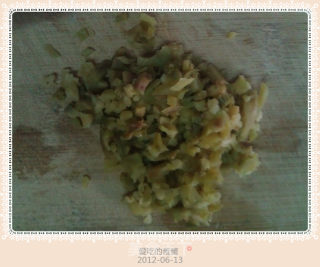 清凉の夏——皮蛋拌豆腐的做法步骤：2