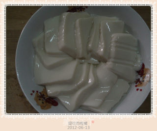 清凉の夏——皮蛋拌豆腐的做法步骤：6