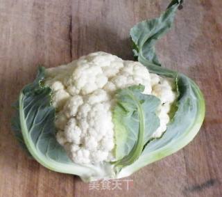 菜花木耳炒肉的做法步骤：1